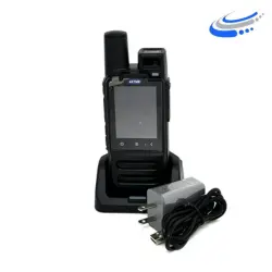 Radio Portátil Senhaix POC F2 con Todos sus Accesorios 